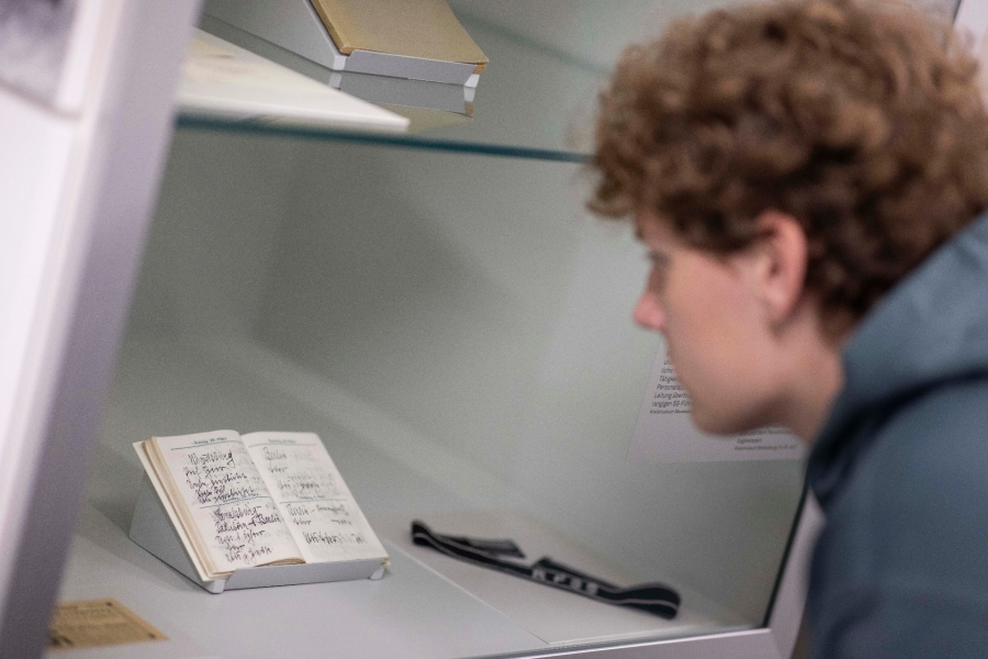 Öffentliche Führung durch die Dauerausstellung „Ideologie und Terror der SS“ am Sonntag, 9. August, um 15 Uhr im Kreismuseum Wewelsburg. ©Kreismuseum Wewelsburg, Oliver Krato